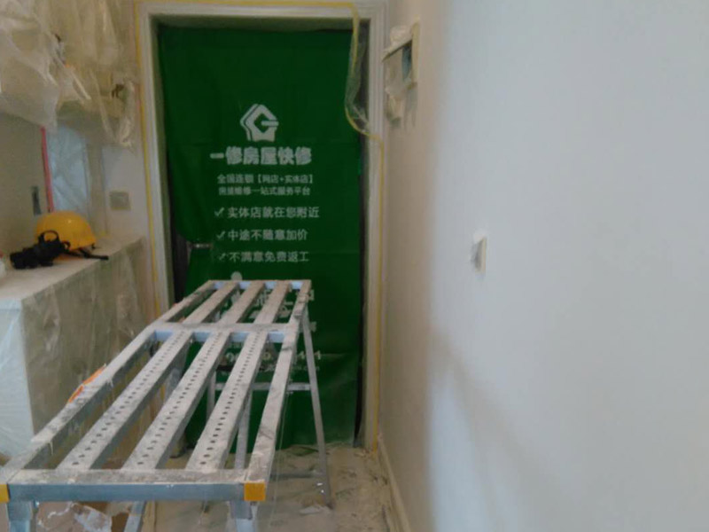 重慶吊頂怎么裝修不會滲水，重慶吊頂滲水怎么處理