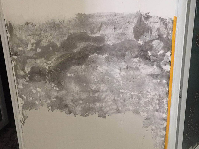 裝修刷墻后墻面出現(xiàn)返潮的現(xiàn)象要怎么處理?是施工質量問題嗎