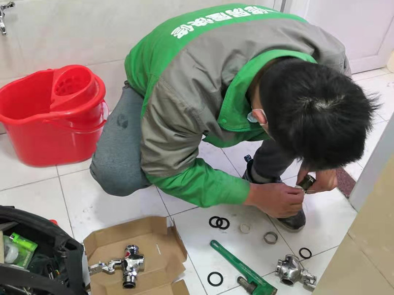 換水表需要自己掏錢嗎，換水表需要注意什么，上門更換水表