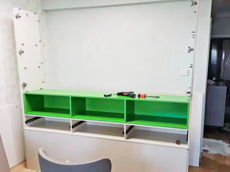 用了20年的木門表面油漆開始脫落，該用哪個木門油漆修復技巧