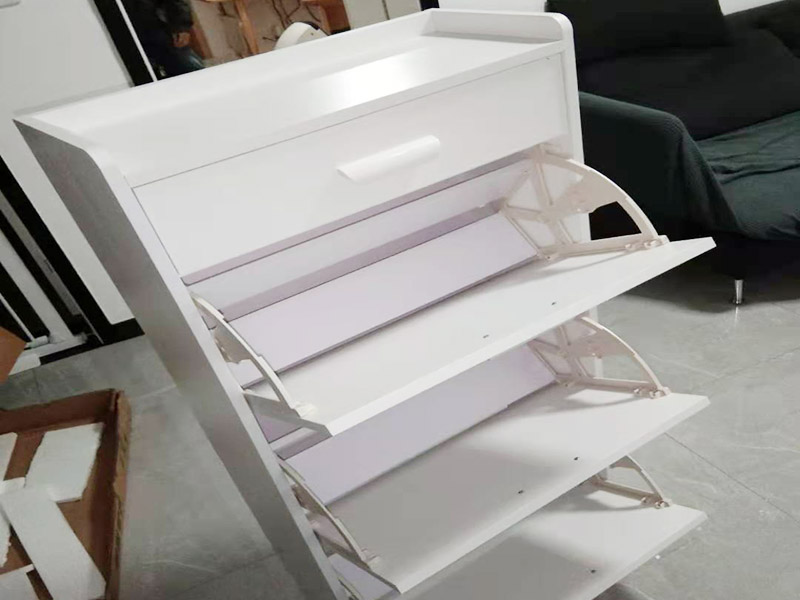 千萬(wàn)別給家具美容護(hù)理公司&ldquo;智商稅&rdquo;了，會(huì)過(guò)日子的人都自己做