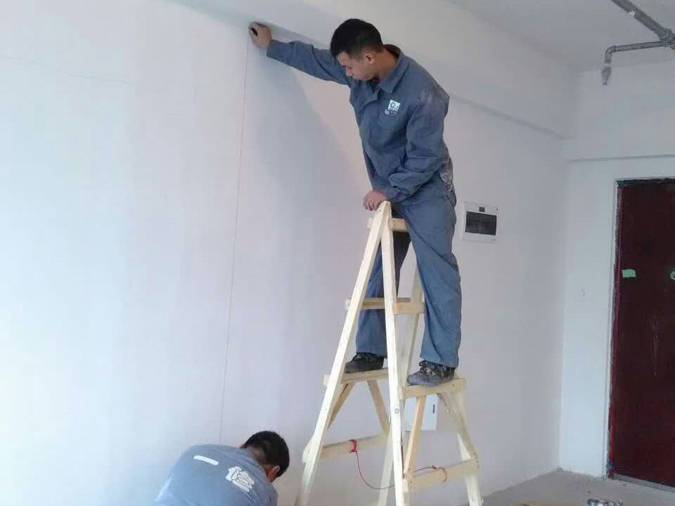 深圳墻壁總是開裂縫怎么回事，深圳墻壁裂縫怎么修補(bǔ)