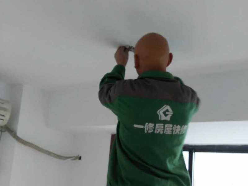 上海刷墻工人多少錢一天，上海刷墻工人去哪找