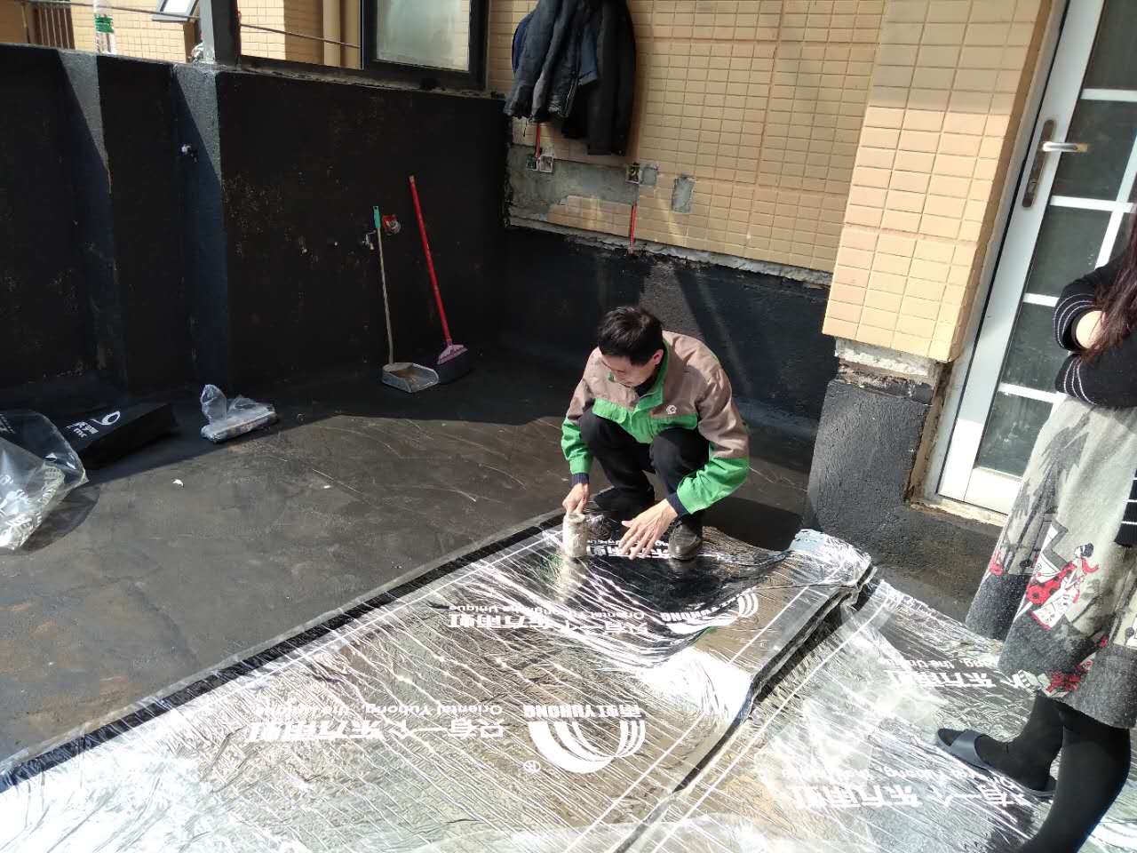 唐山屋頂漏水，屋頂漏水怎么修才有效果