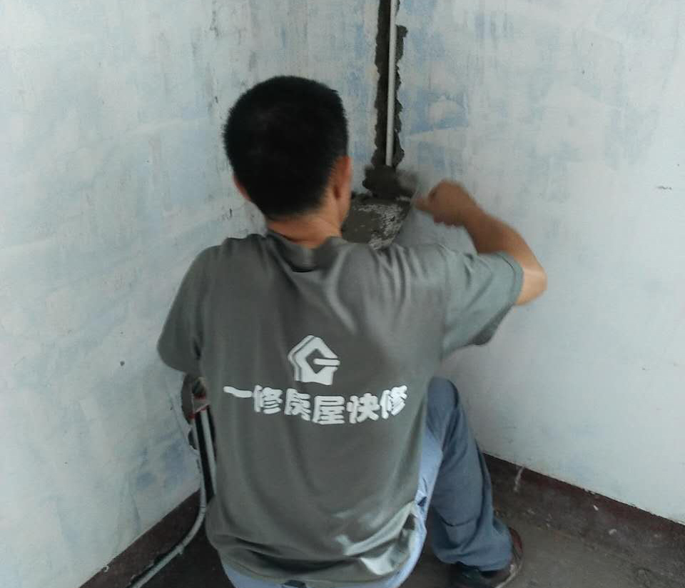 鄭州墻壁返潮是什么原因，鄭州墻壁返潮怎么處理好