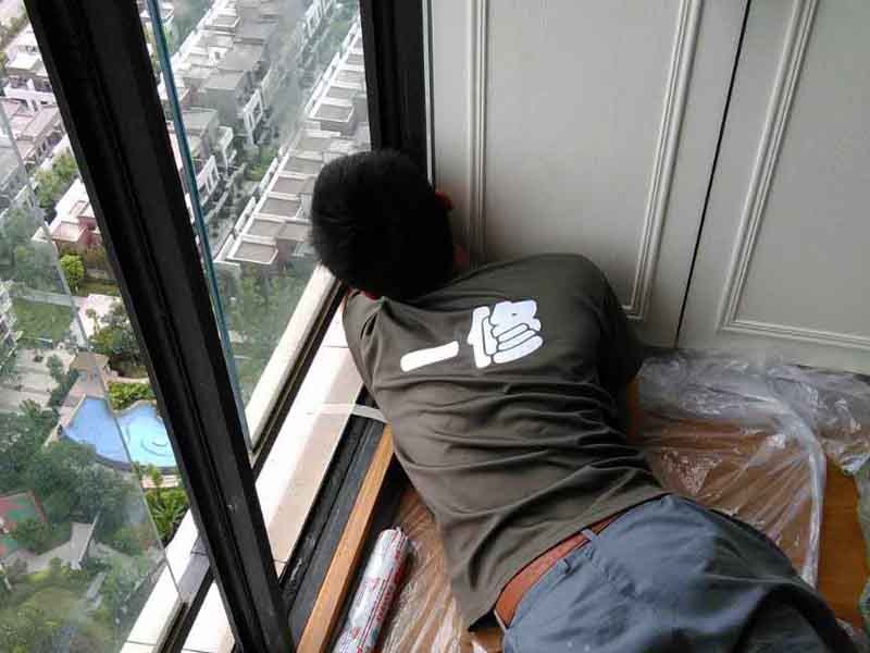 綿陽(yáng)門窗維修公司,鋁合金門維修哪家好,綿陽(yáng)斷橋鋁門窗維修電話