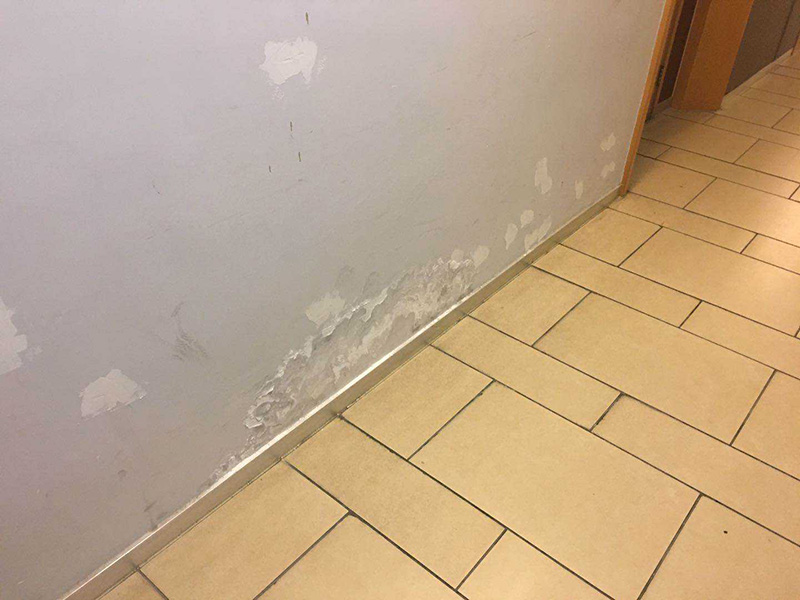 衛(wèi)生間漏水不砸磚維修靠譜嗎？主要看你家漏水有多嚴(yán)重