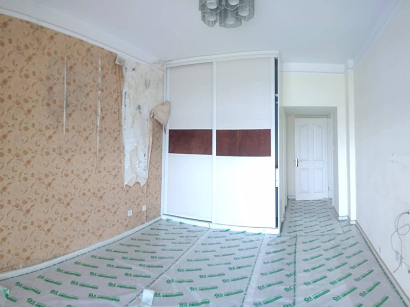 用了20年的木門表面油漆開始脫落，該用哪個木門油漆修復技巧