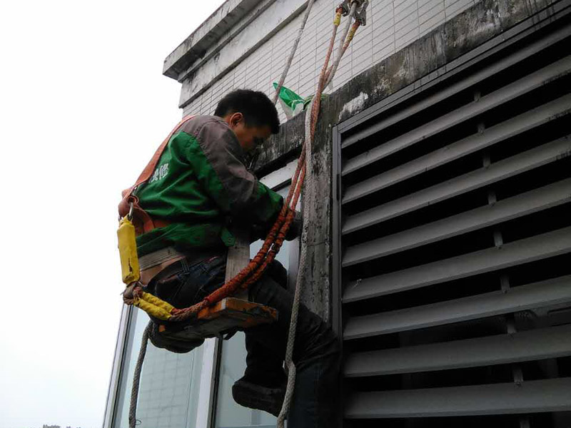 窗臺(tái)防水堵漏方法科普，接縫處理到位防