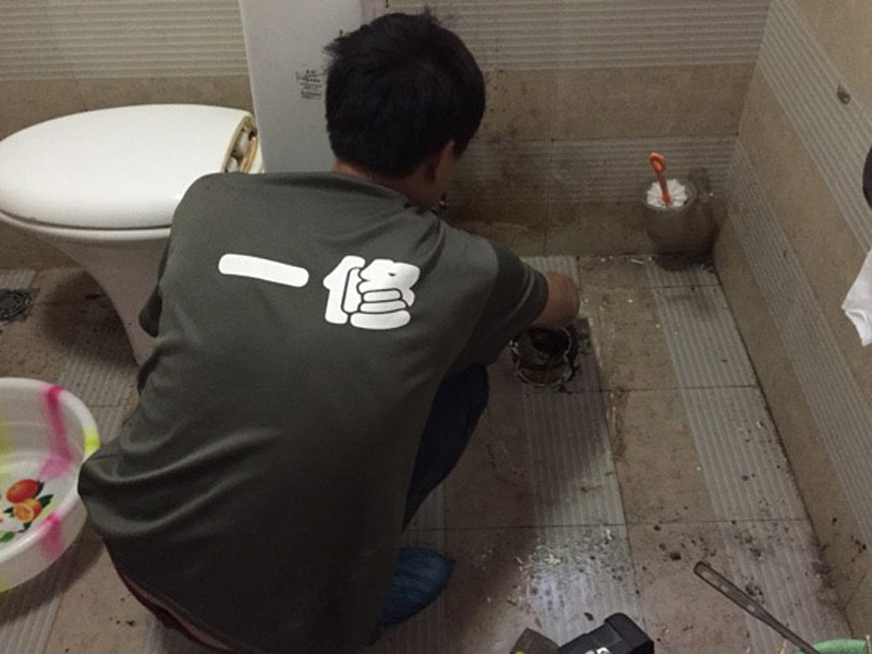 管道疏通方法科普，洗衣服加熱水也可疏