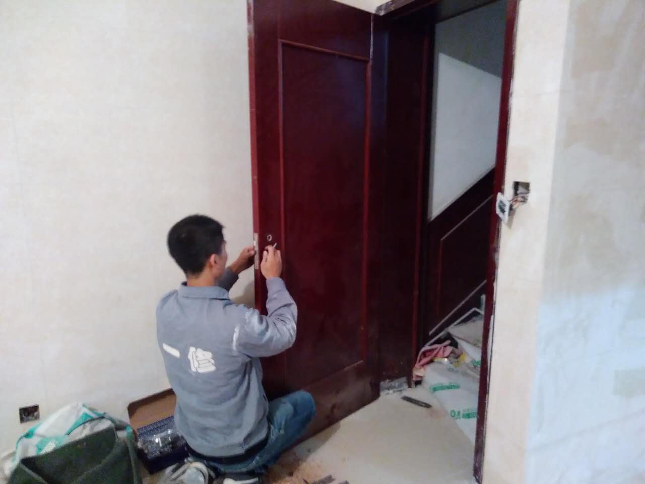 室內(nèi)門(mén)安裝注意事項(xiàng)多，這些做不好，后