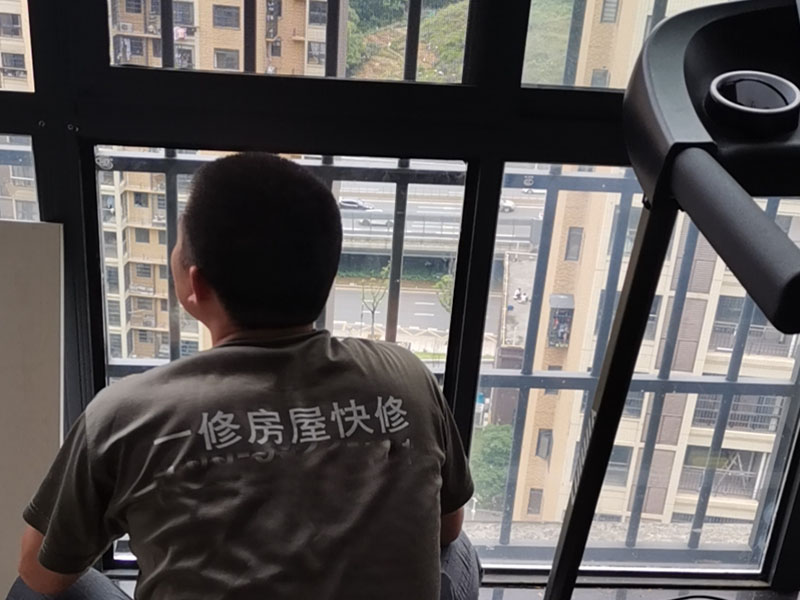 獲取紗窗電話的途徑多，選正規(guī)平臺預約