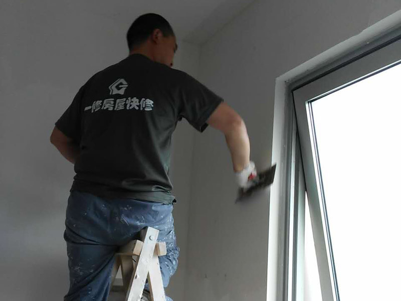 墻面臟了重新刷,墻面翻新怎么做-墻面